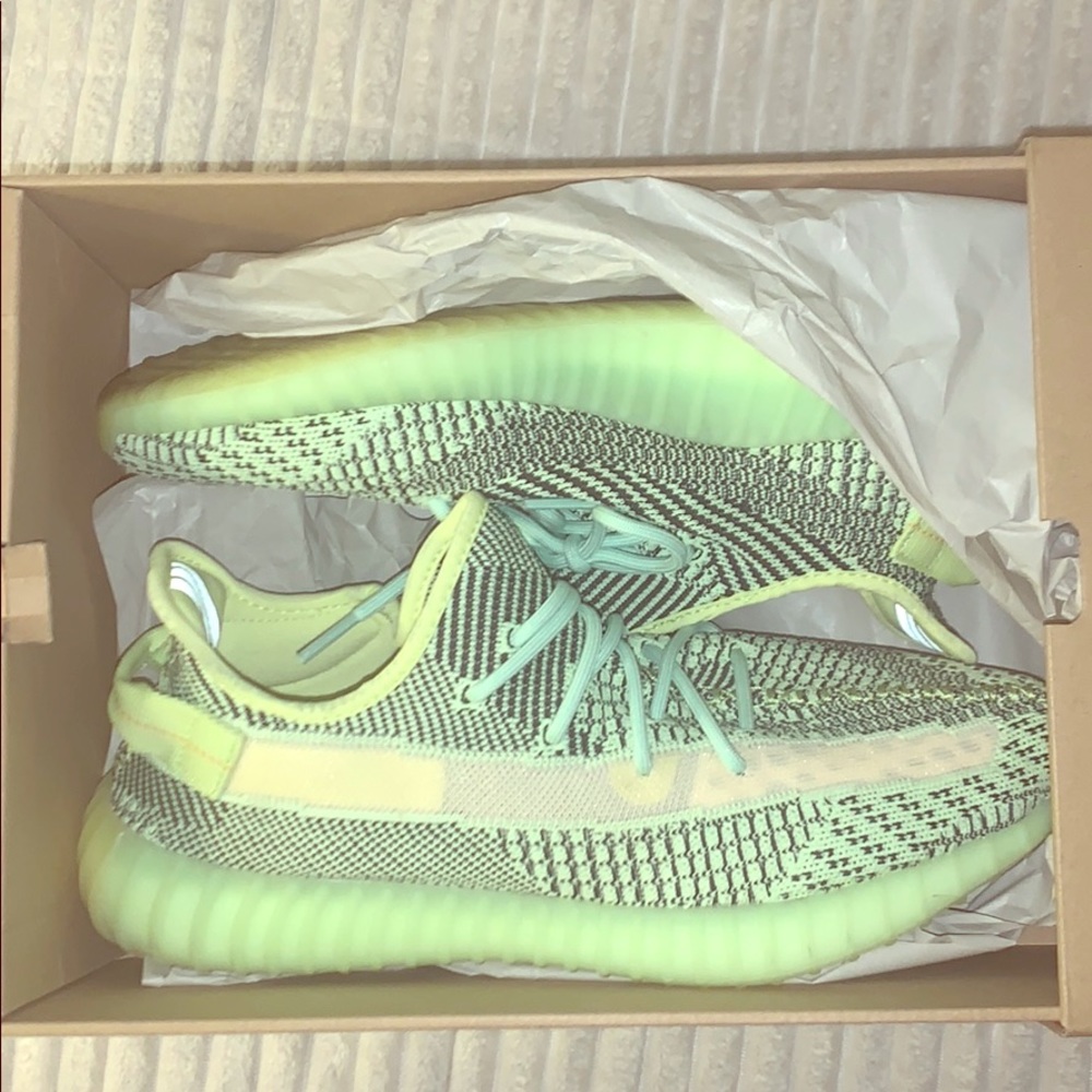 Authentic Yeezy Boost 350 V2 Size 12 Yellow Neon